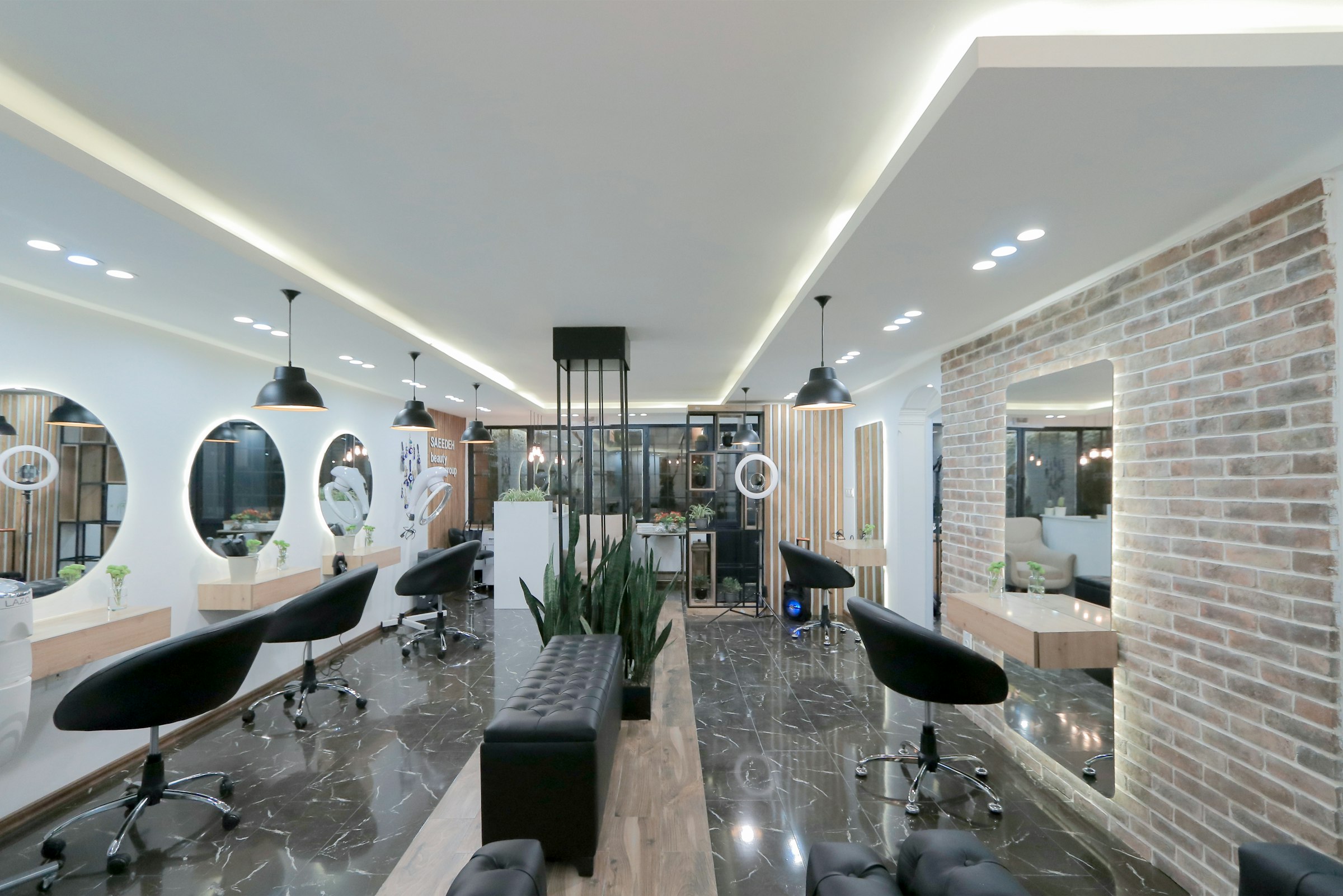 Salon interior